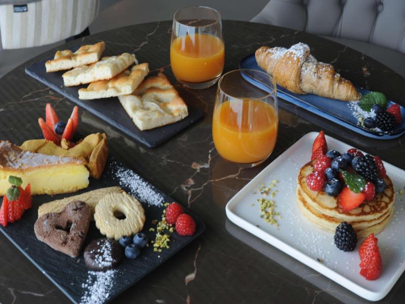 Sublimis Boutique Hotel image