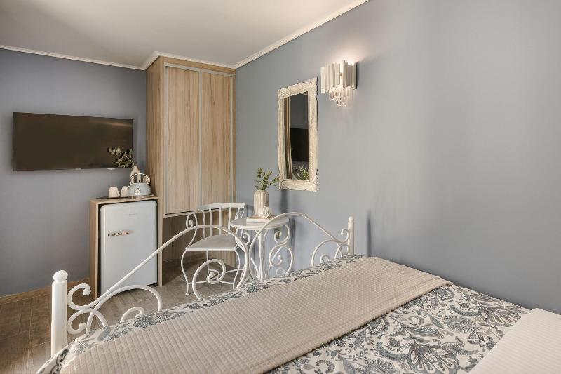 Paramithenio Village Beach Resort Spa image