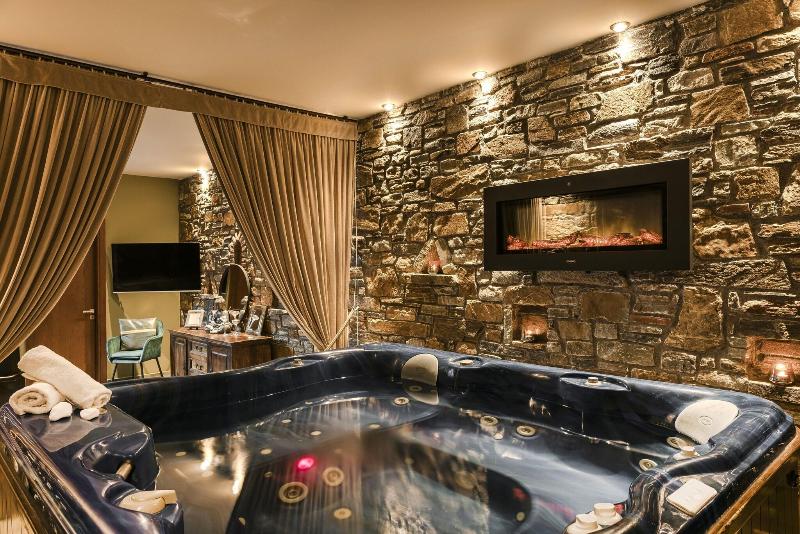 Paramithenio Village Beach Resort Spa image