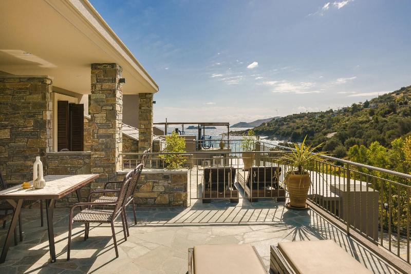 Paramithenio Village Beach Resort Spa image