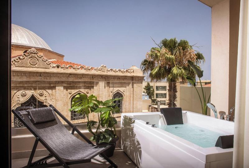 Centro Vero Suites By Omilos Hotels image
