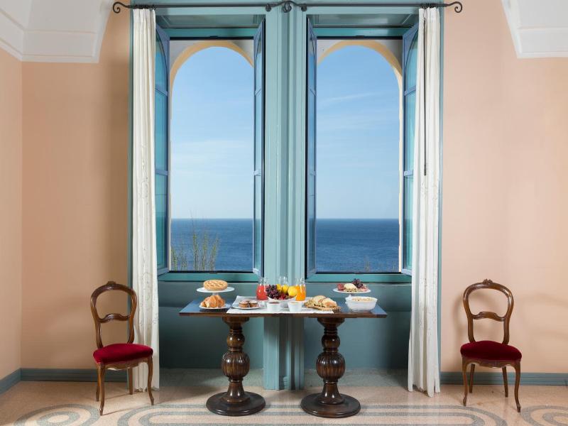 Villa Raffaella image