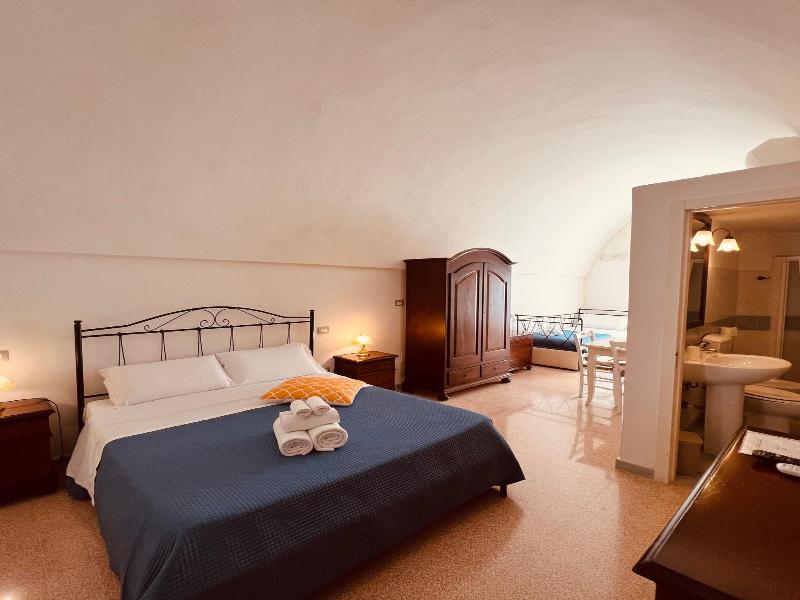 Villa Raffaella image