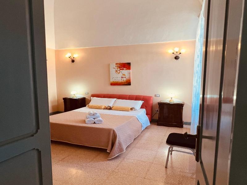 Villa Raffaella image