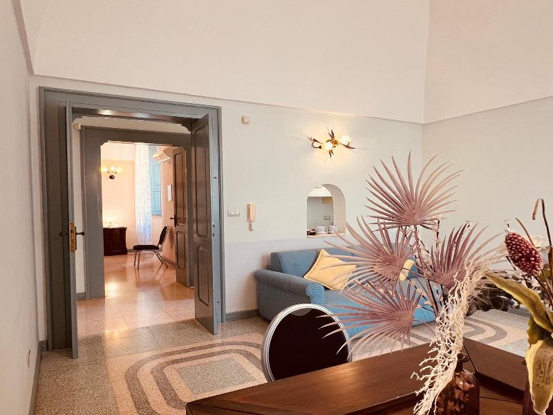 Villa Raffaella image