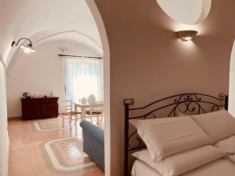 Villa Raffaella image