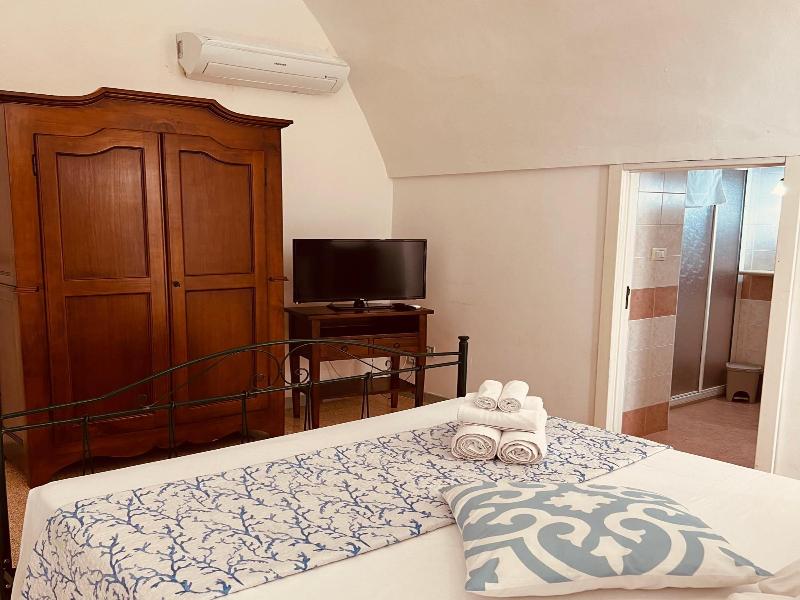 Villa Raffaella image