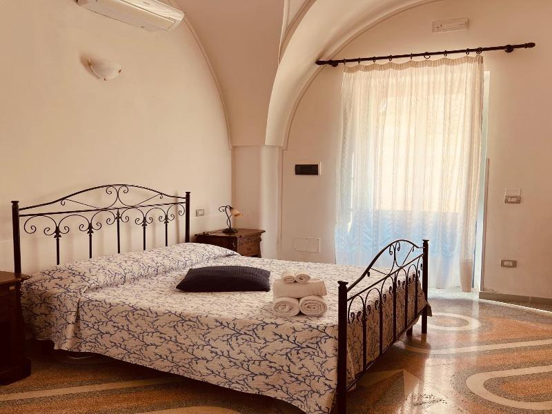 Villa Raffaella image