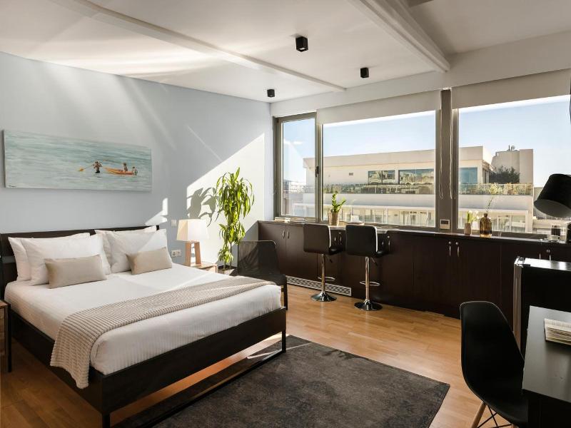 Aria Acropolis Suites image