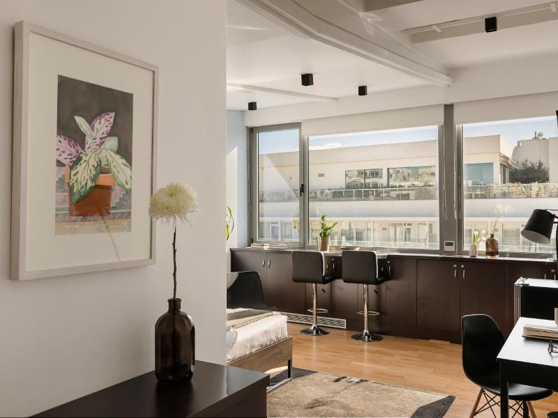 Aria Acropolis Suites image