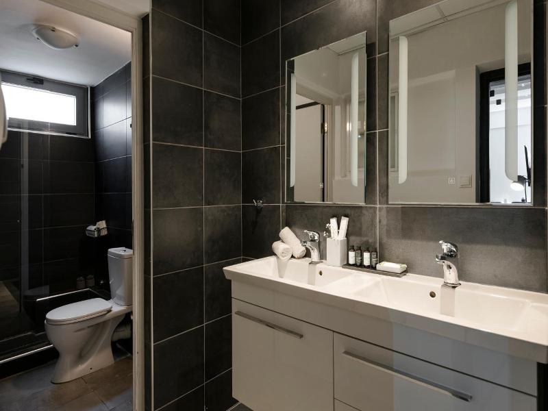 Aria Acropolis Suites image