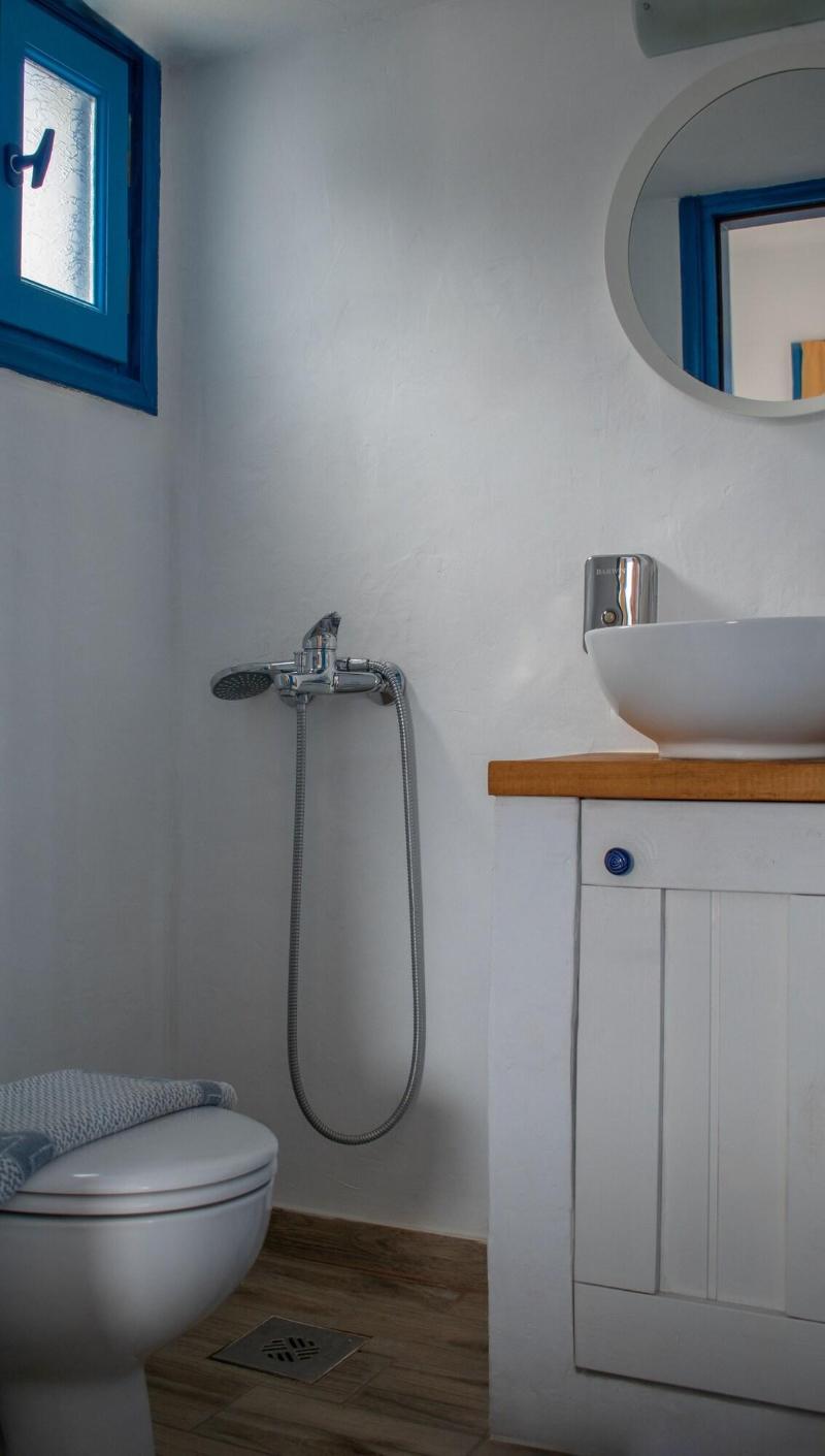 Aeraki Studios Apartments image
