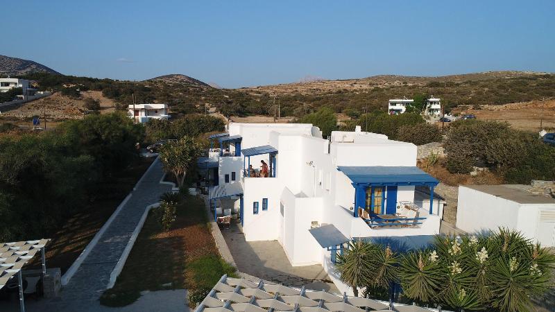 Aeraki Studios Apartments image