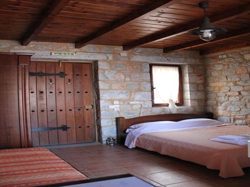 Lalloudes Hotel Mani image