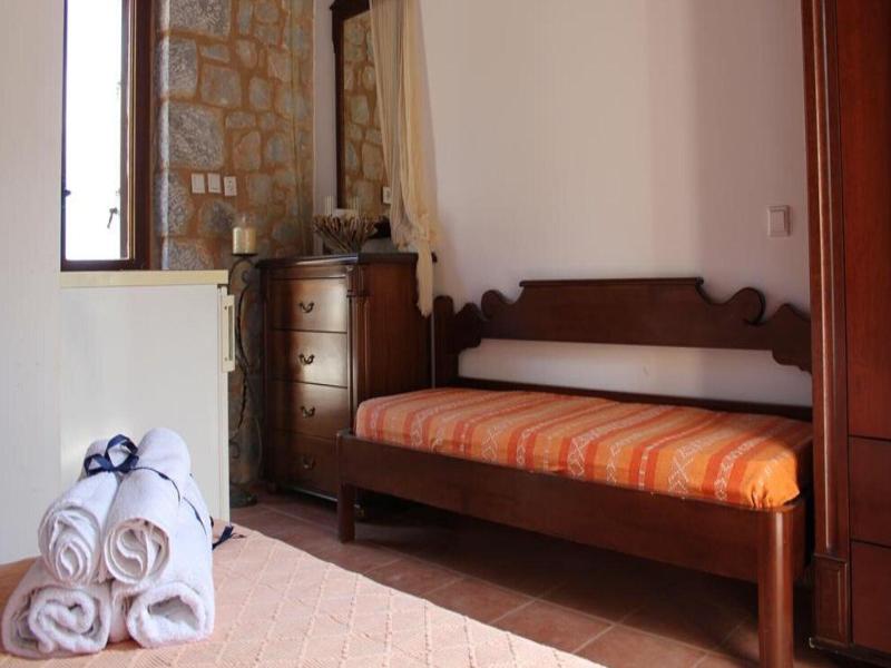 Lalloudes Hotel Mani image