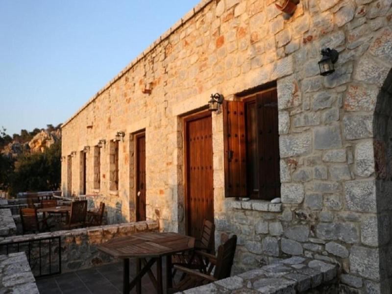 Lalloudes Hotel Mani image