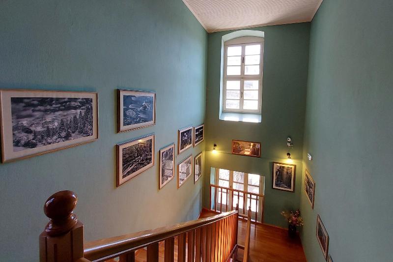 Old School Hotel image