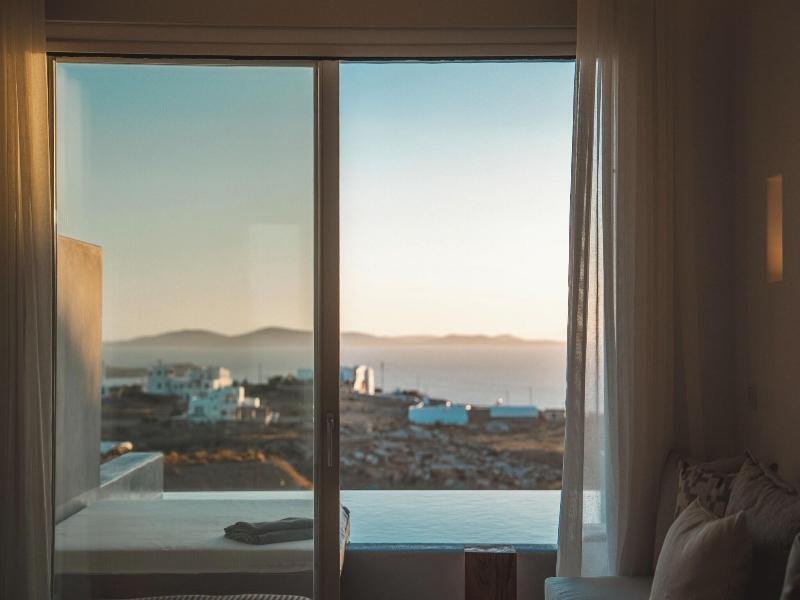 Nomia Sunset Suites Mykonos