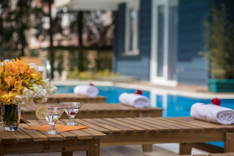 Elanis Suites image