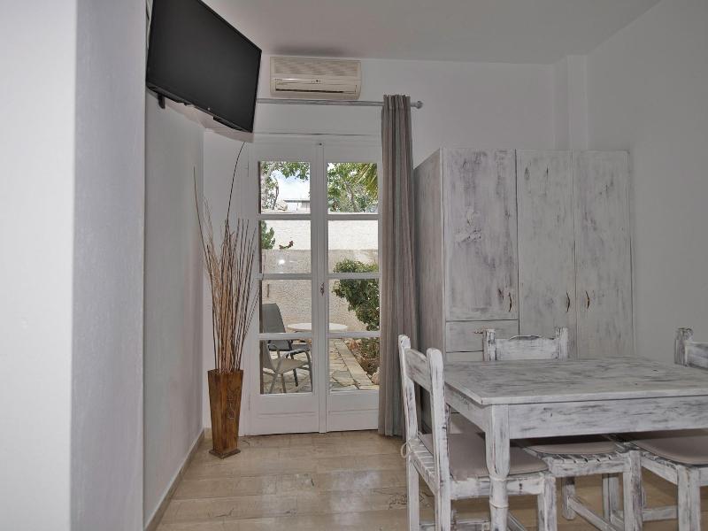 Ira Apartments image