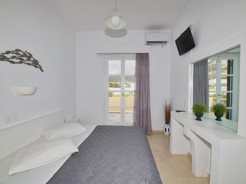 Ira Apartments image
