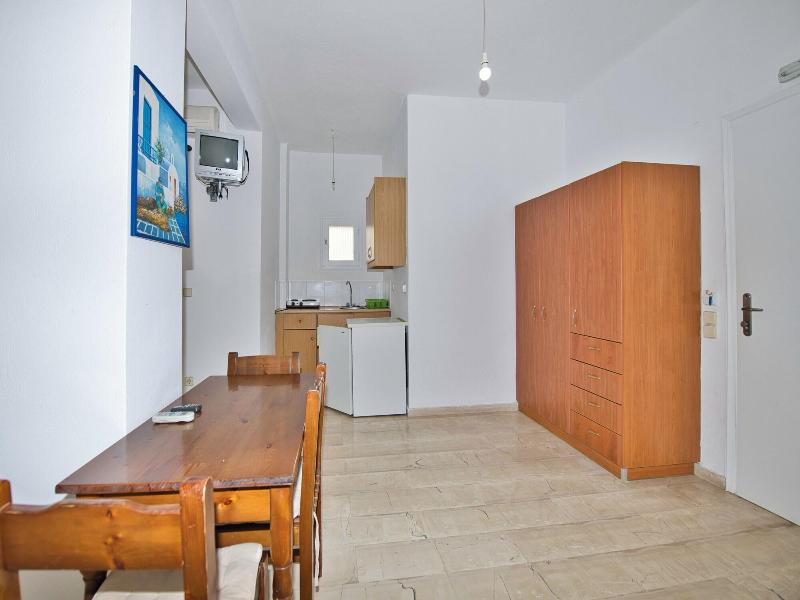 Ira Apartments image