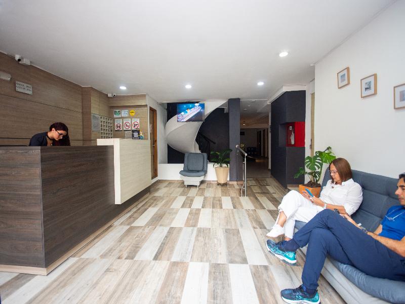 Novus Laureles image