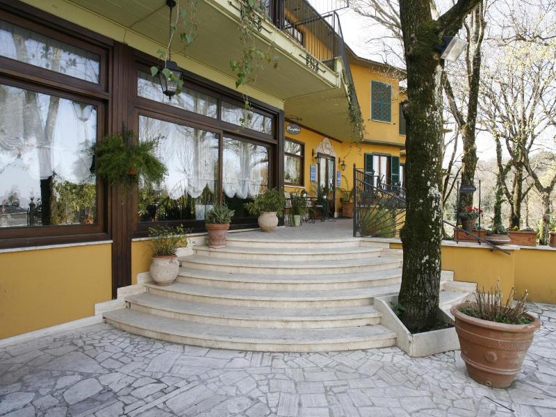 Miralago image
