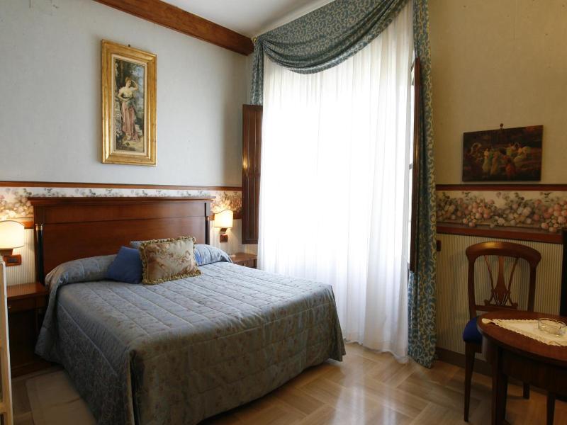 Miralago image