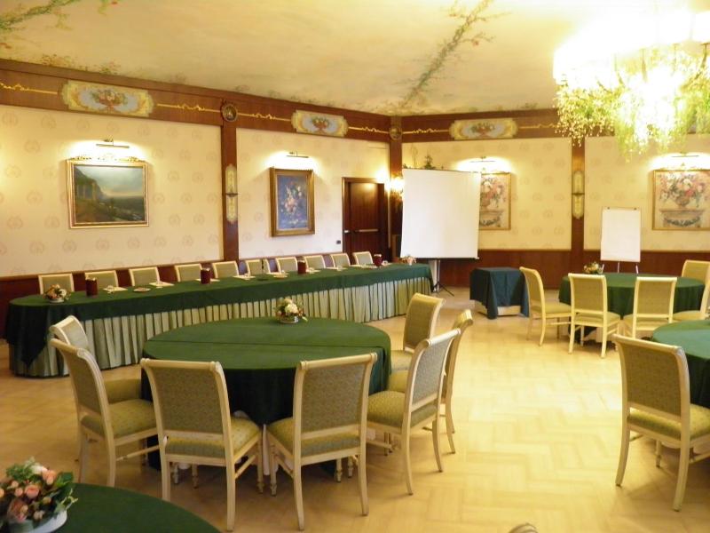 Miralago image