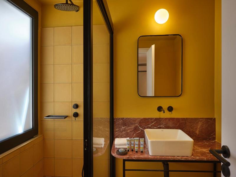 Astikon House image
