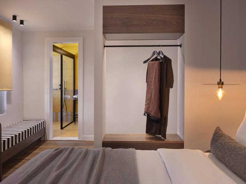 Astikon House image