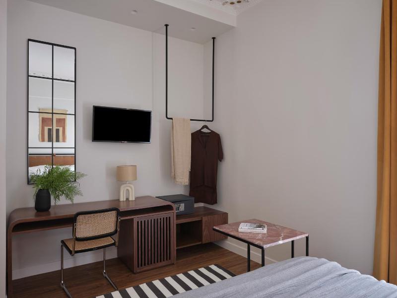 Astikon House image