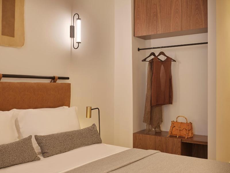 Astikon House image