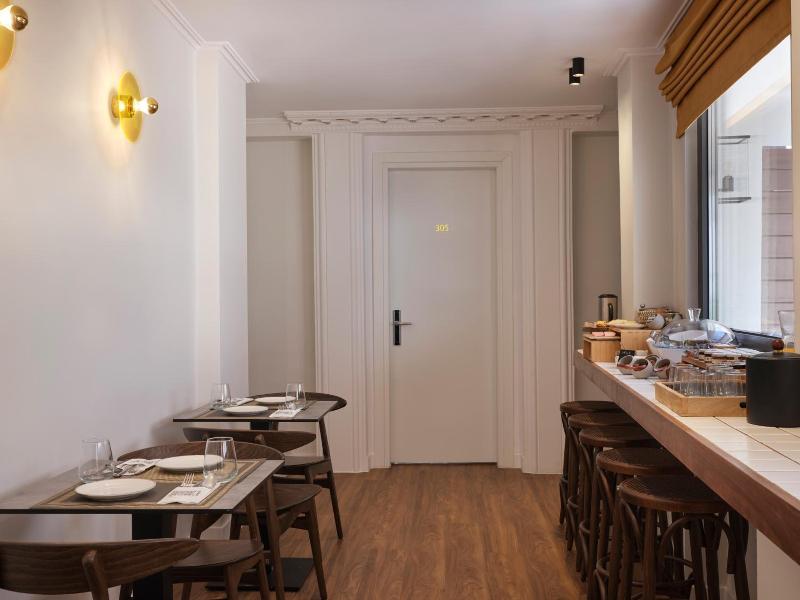 Astikon House image