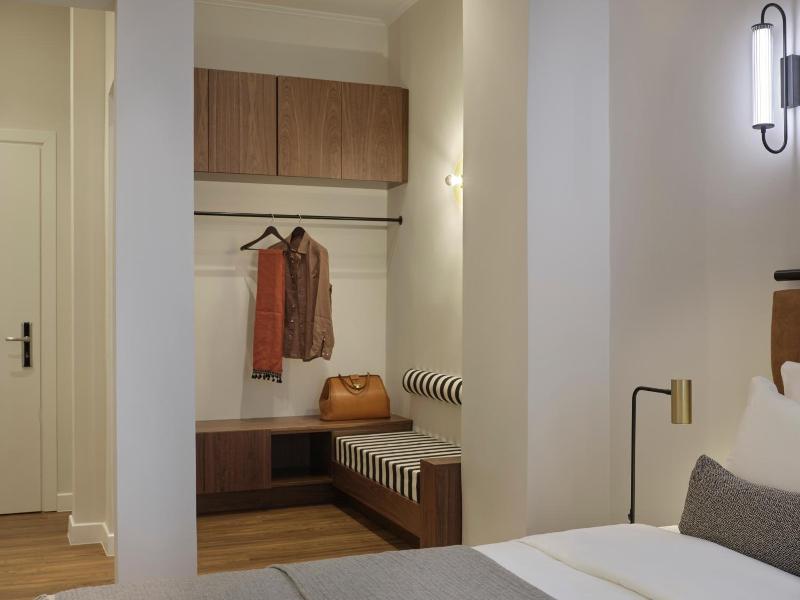 Astikon House image