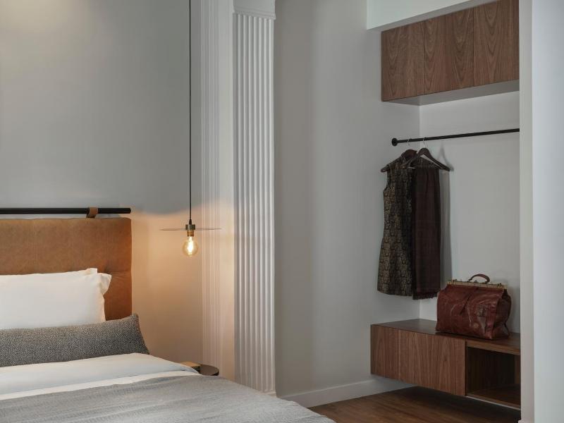 Astikon House image
