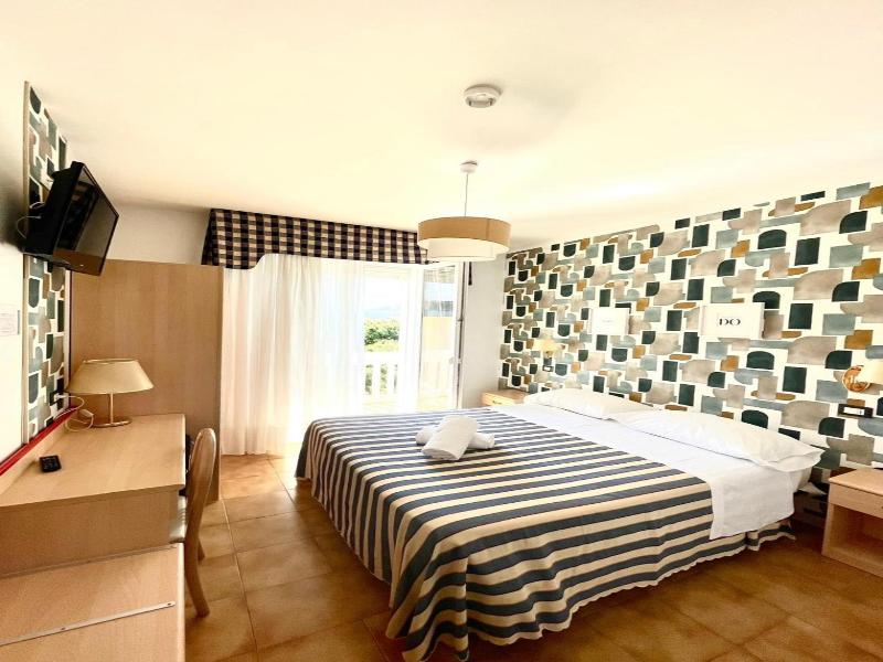 Hotel Riviera image