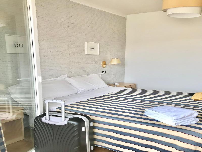 Hotel Riviera image