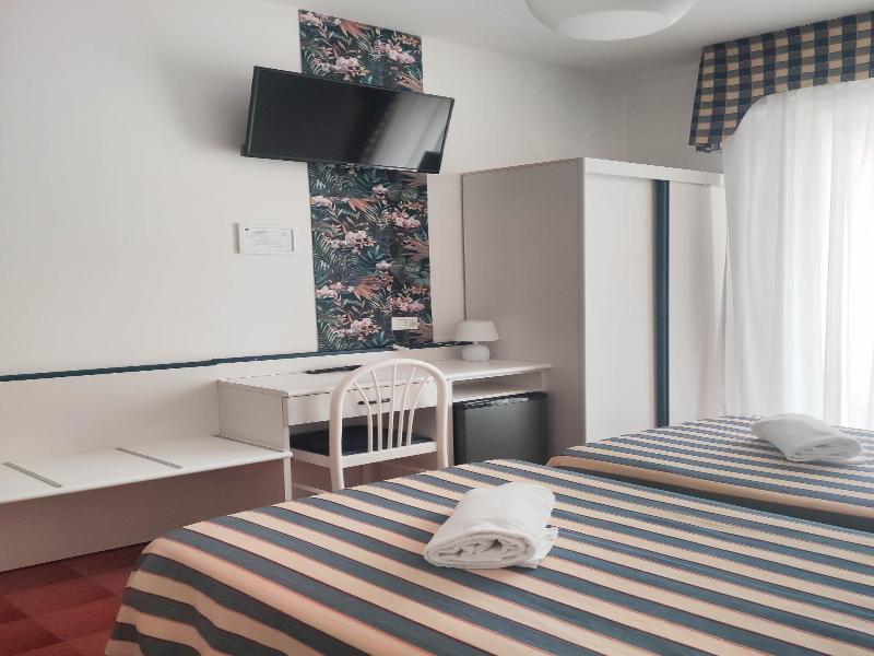 Hotel Riviera image