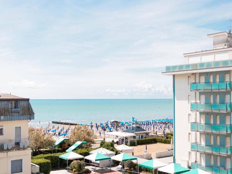 Hotel Riviera image