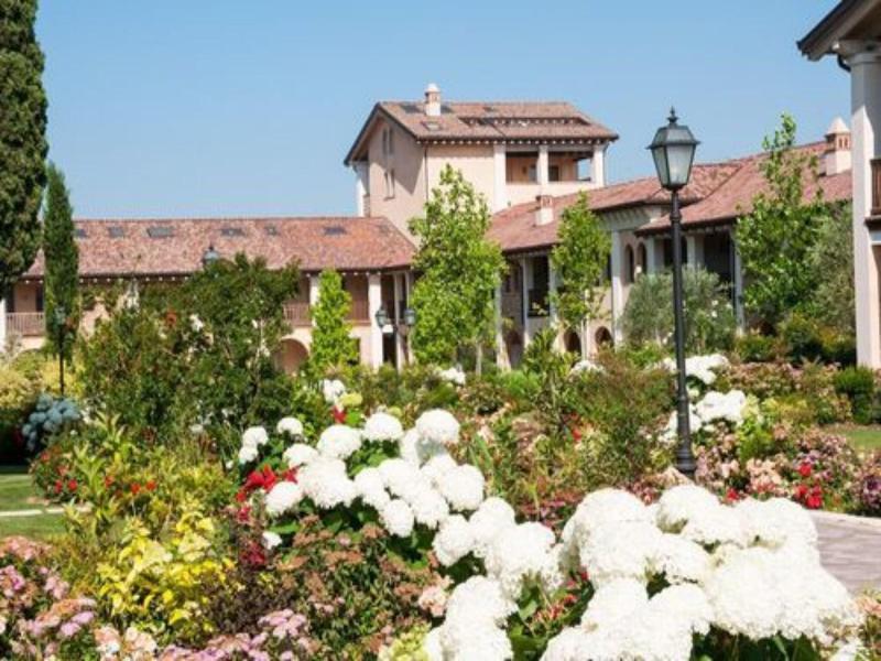 Garda Apartments San Vigilio Golf image