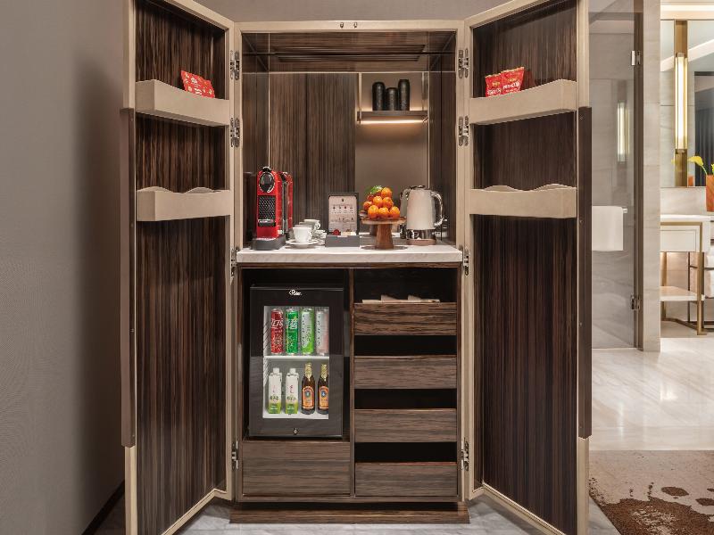 Intercontinental Zhengzhou Zhengdong, by IHG image