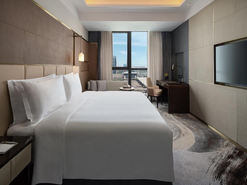 Intercontinental Zhengzhou Zhengdong, by IHG image