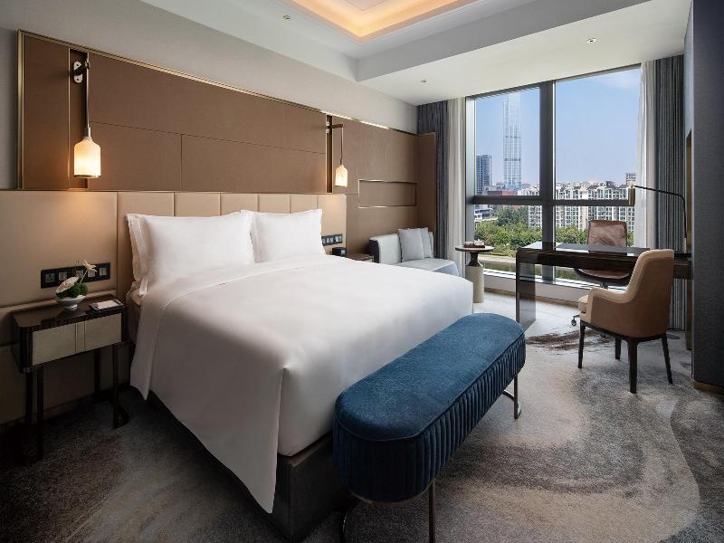 Intercontinental Zhengzhou Zhengdong, by IHG image