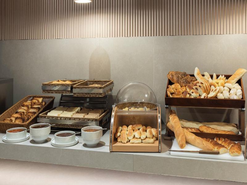Oz Hotel Collection image