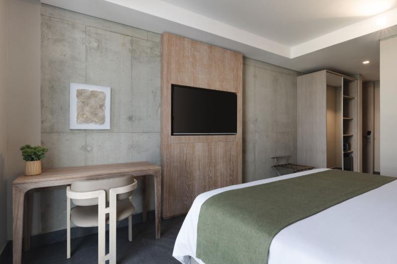 Oz Hotel Collection image
