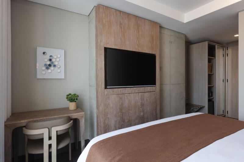 Oz Hotel Collection image