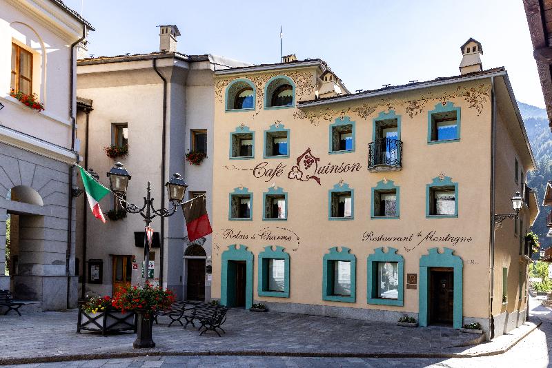 Café Quinson Relais De Charme
