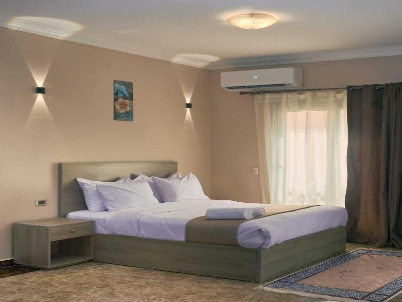 Roadhouse New Cairo Residence image